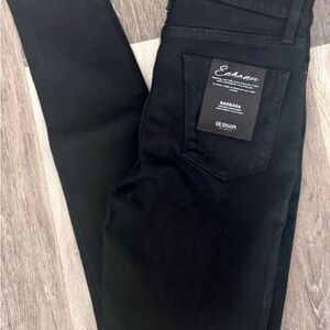 Hudson Jeans Barbara High-Waist Super Skinny in Black